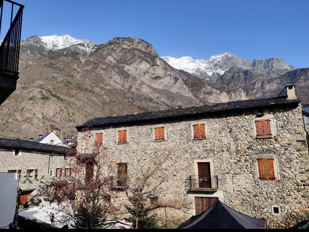 Ferienwohnung CHECK-IN CASAS Labert Benasque Exterior foto